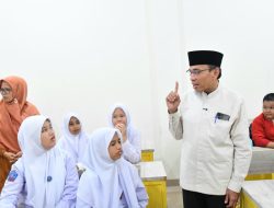 Monitoring Program 3T Smart Surau, Maigus Nasir Tegaskan Masjid Jadi Pusat Pembinaan Karakter Pelajar Padang