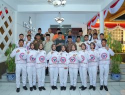 Gubernur Mahyeldi Lepas Kontingen MAN 1 Bukittinggi ke LKBB-PB Nasional di MPR RI