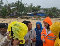 Walikota Padang Tinjau Langsung Banjir di Kawasan Guo Kecamatan Kuranji