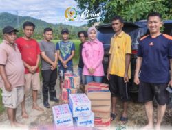 Peduli Korban Banjir Padang, Anggota DPD RI Cerint Iralloza Tasya Turun Langsung Salurkan Bantuan Logistik