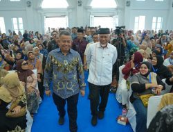 Dampingi Wamen UMKM di Bukittinggi, Mahyeldi Dorong Legalitas, Sertifikasi Halal, dan Akses Permodalan